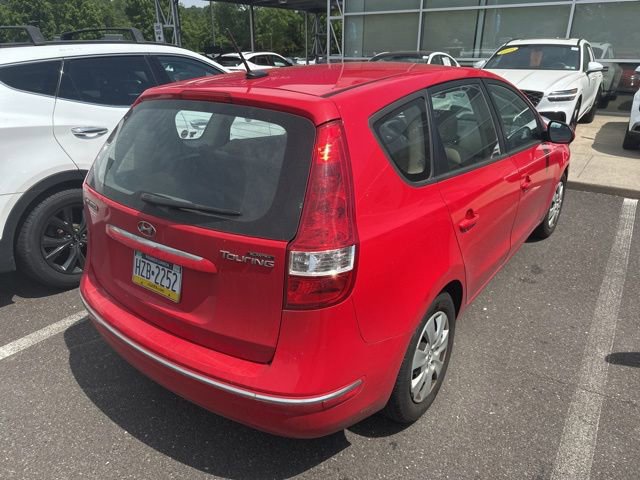 Used 2010 Hyundai Elantra GLS FWD image 11