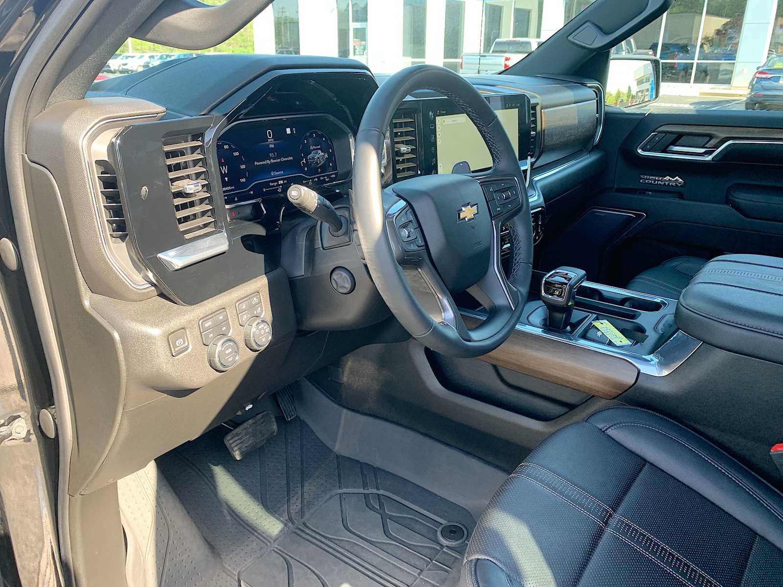 Certified 2023 Chevrolet Silverado 1500 High Country w/ High Country Premium Package AWD/4WD image 10