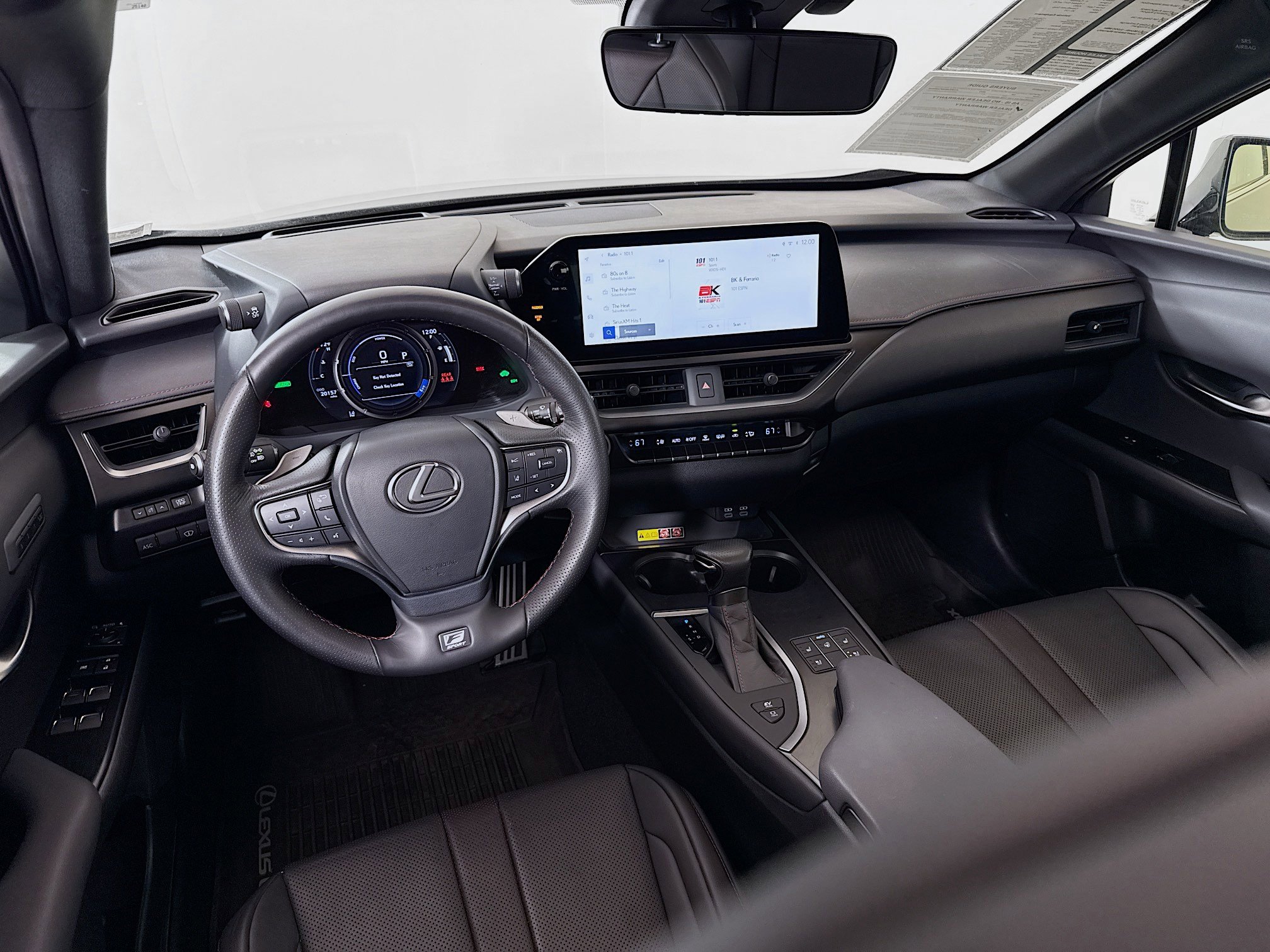 Used 2023 Lexus UX 250h F Sport image 24