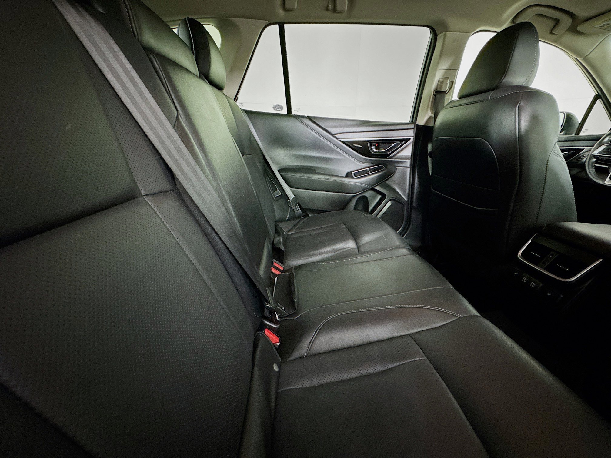 Used 2021 Subaru Outback Limited XT image 26