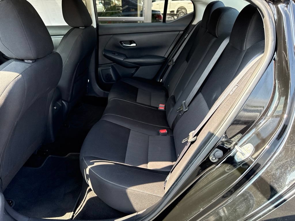 Used 2022 Nissan Sentra SV FWD image 21