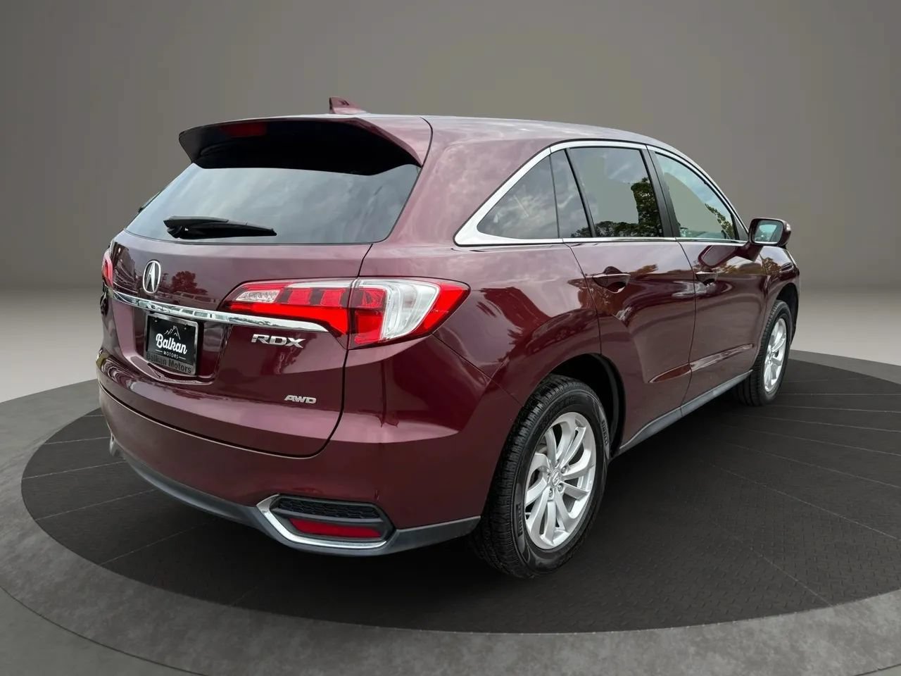 Used 2017 Acura RDX w/ Technology Package AWD/4WD image 4