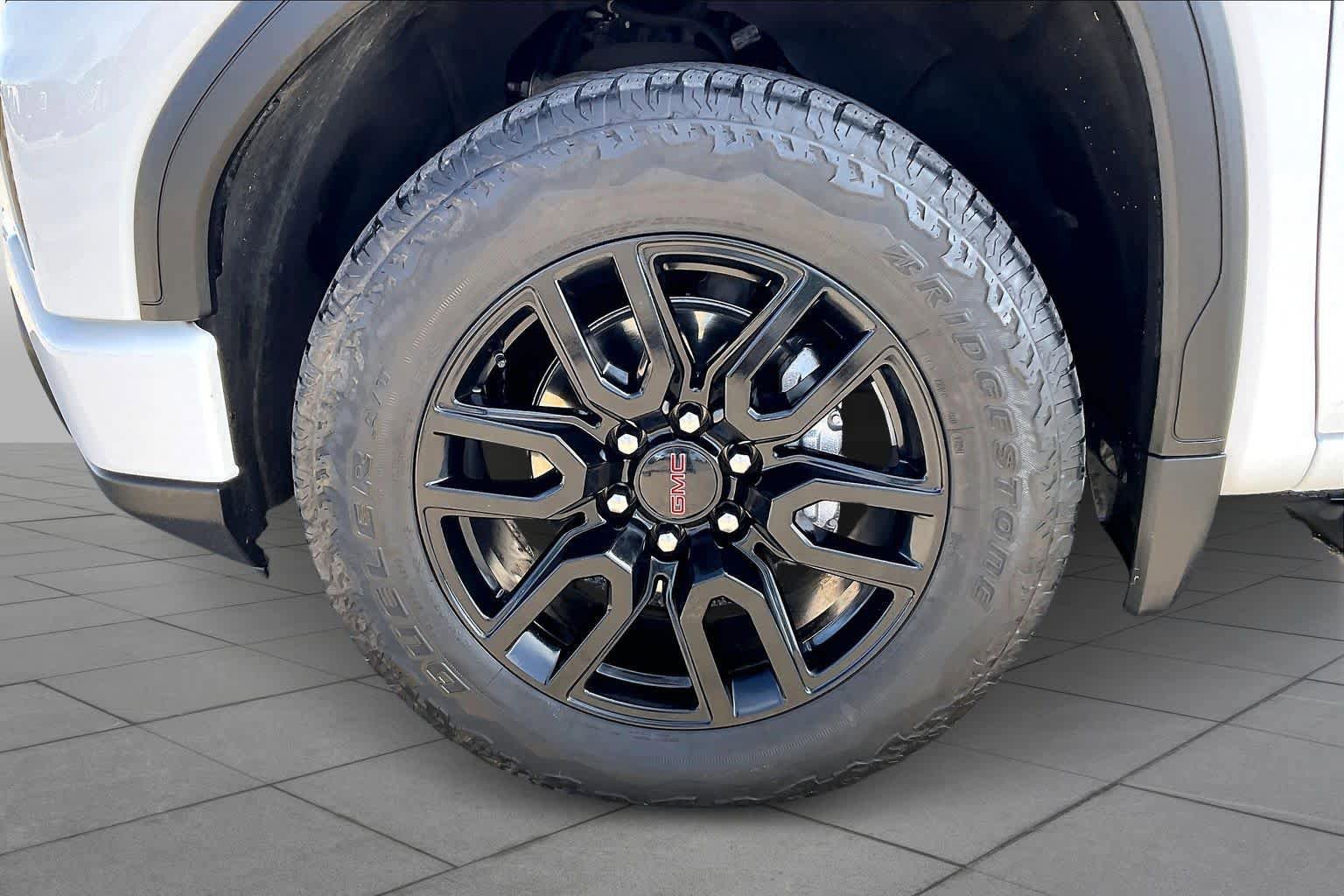 Used 2024 GMC Sierra 1500 Elevation w/ X31 Off-Road Package image 11