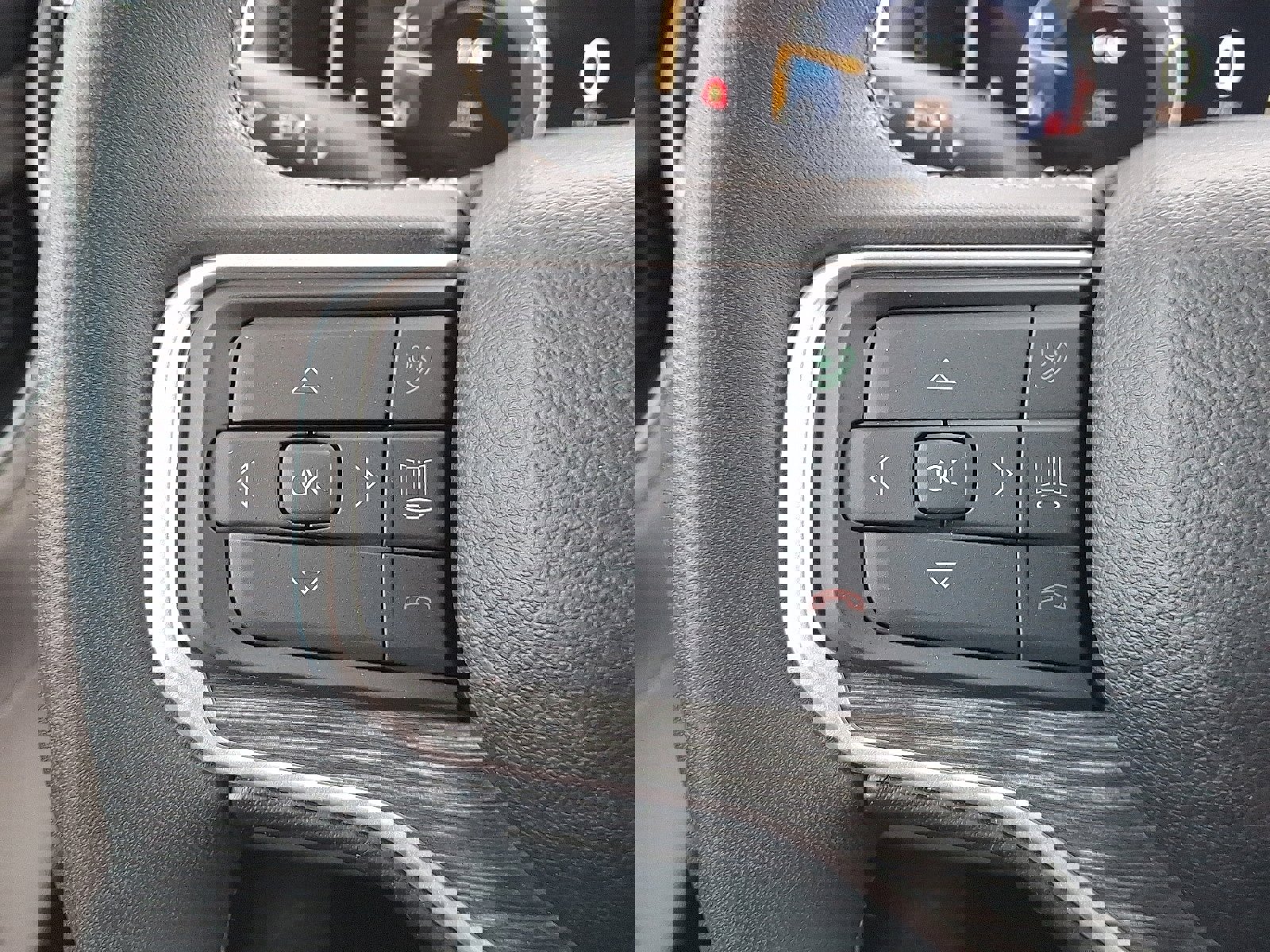 Used 2023 Jeep Wagoneer L Series II image 21