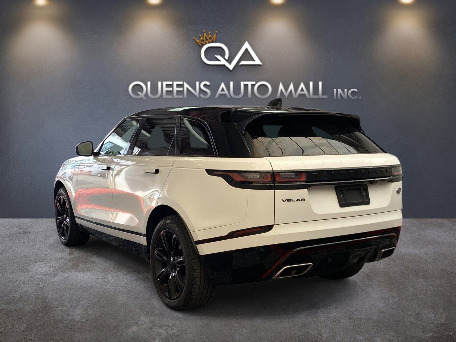 Used 2023 Land Rover Range Rover Velar R-Dynamic S AWD/4WD image 4