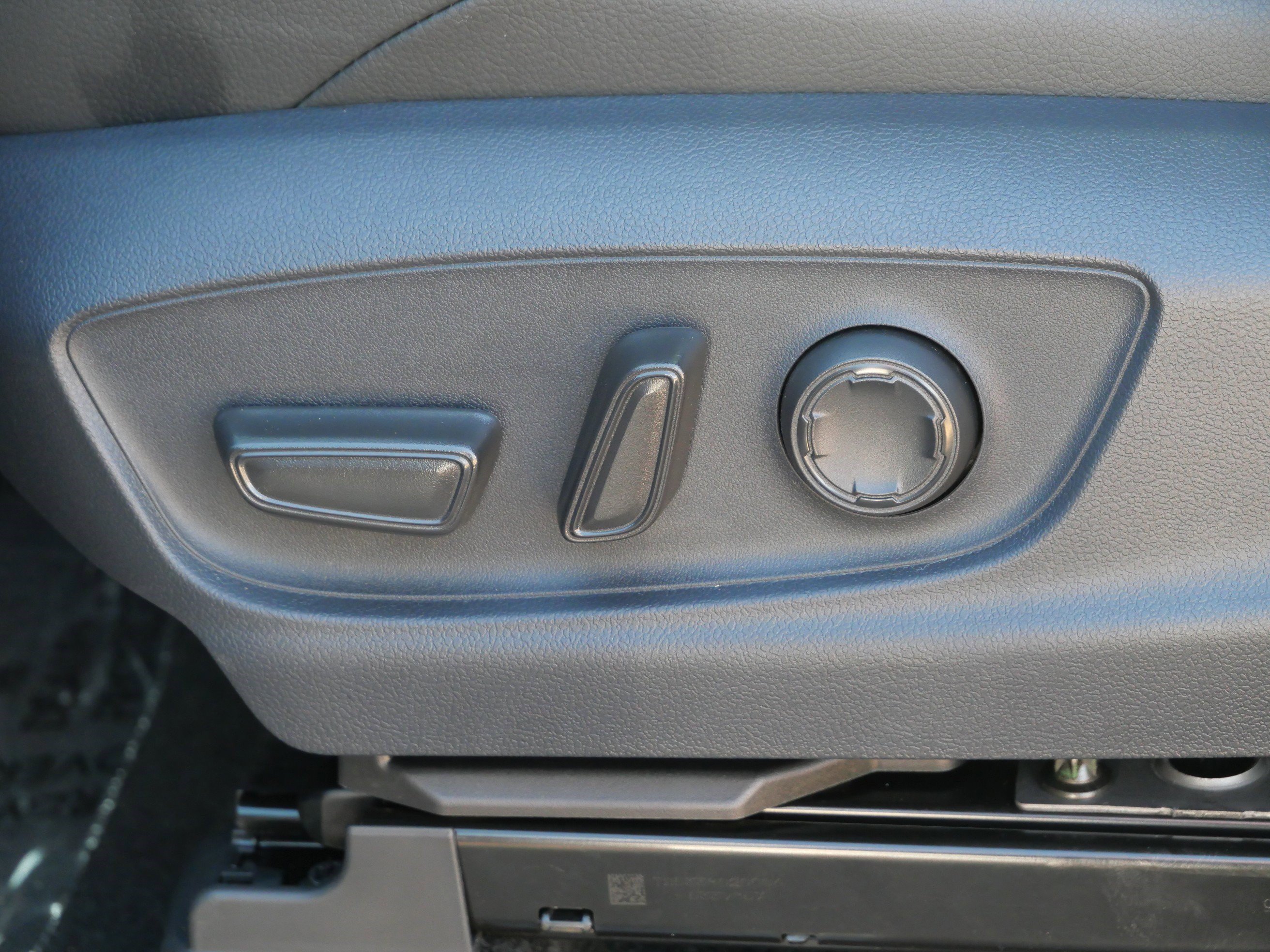 New 2026 Toyota Tacoma Limited AWD/4WD image 14