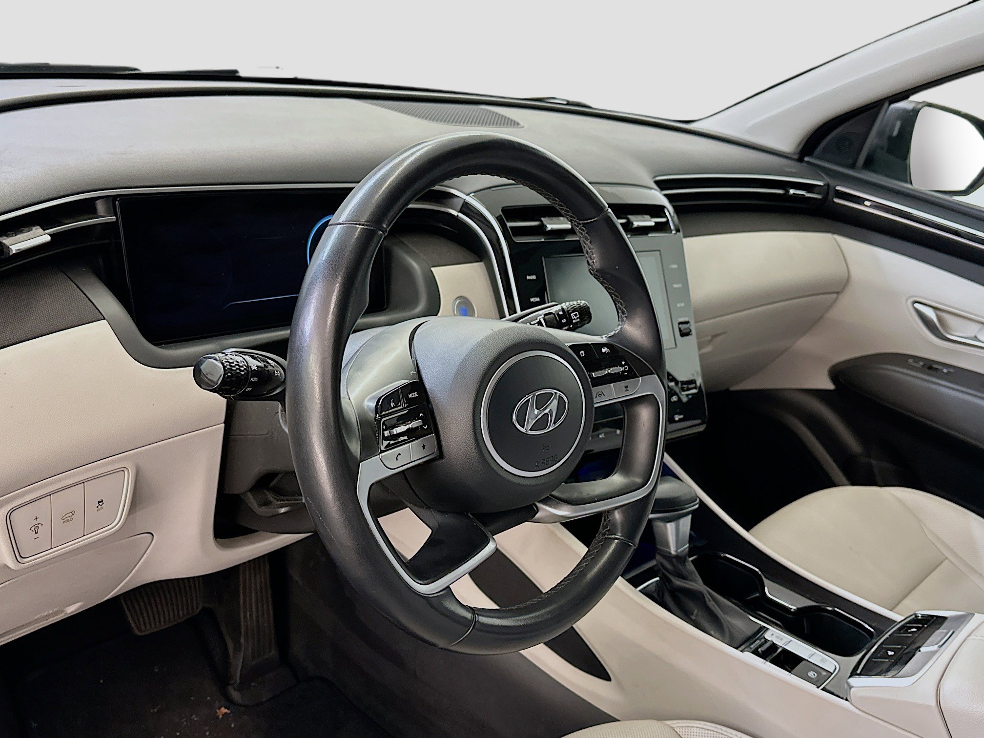 Used 2023 Hyundai Tucson SEL w/ Convenience Package image 18