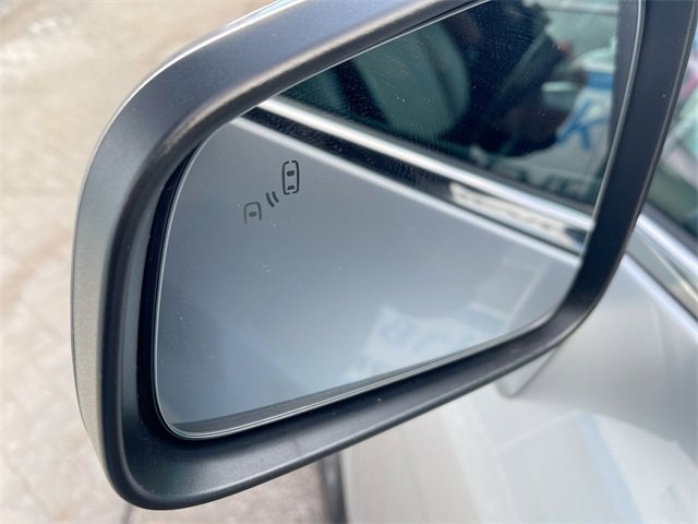 Used 2021 Buick Encore Preferred w/ Safety Package II image 24