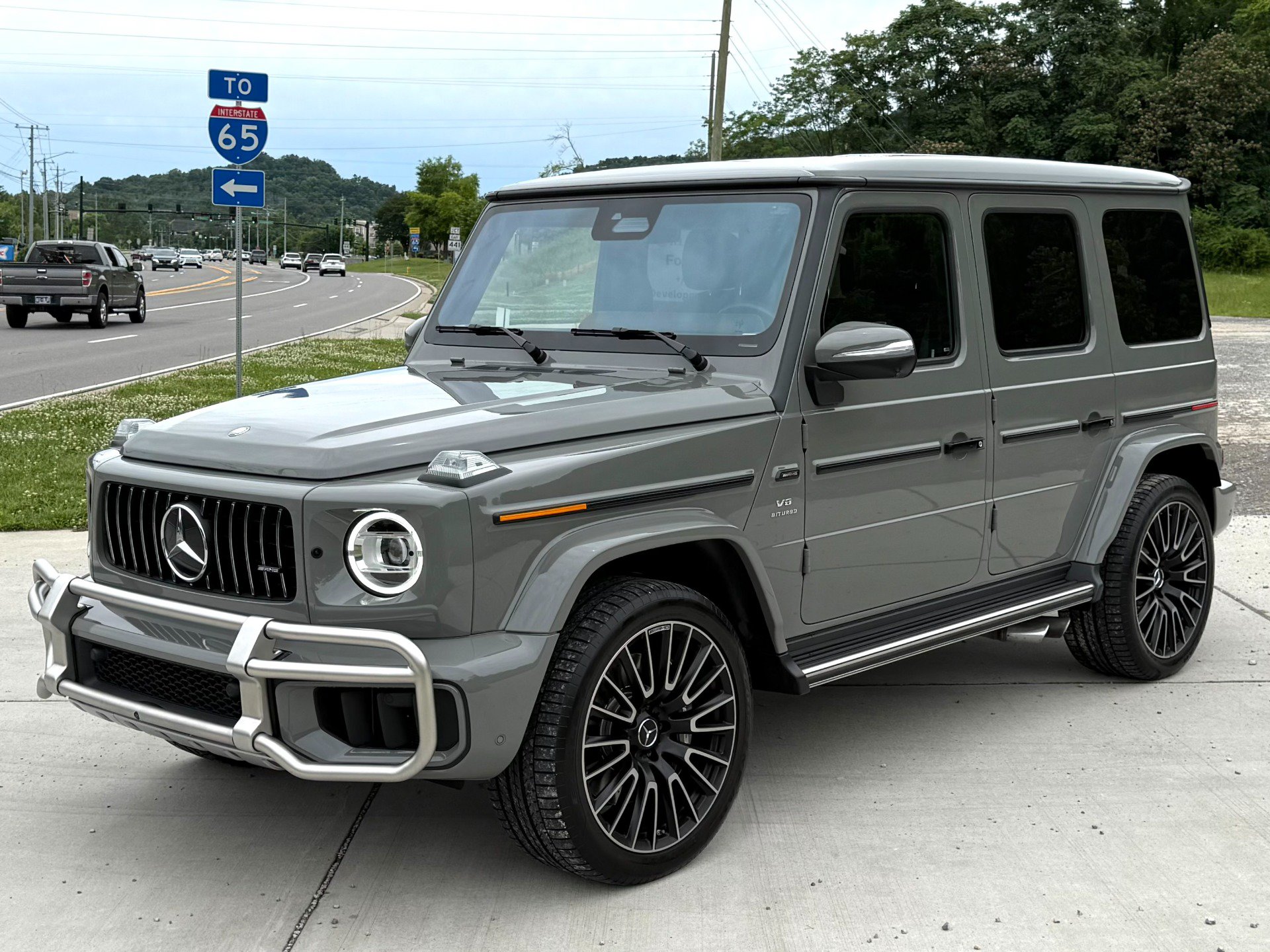 Used 2025 Mercedes-Benz G 63 AMG 4MATIC image 2