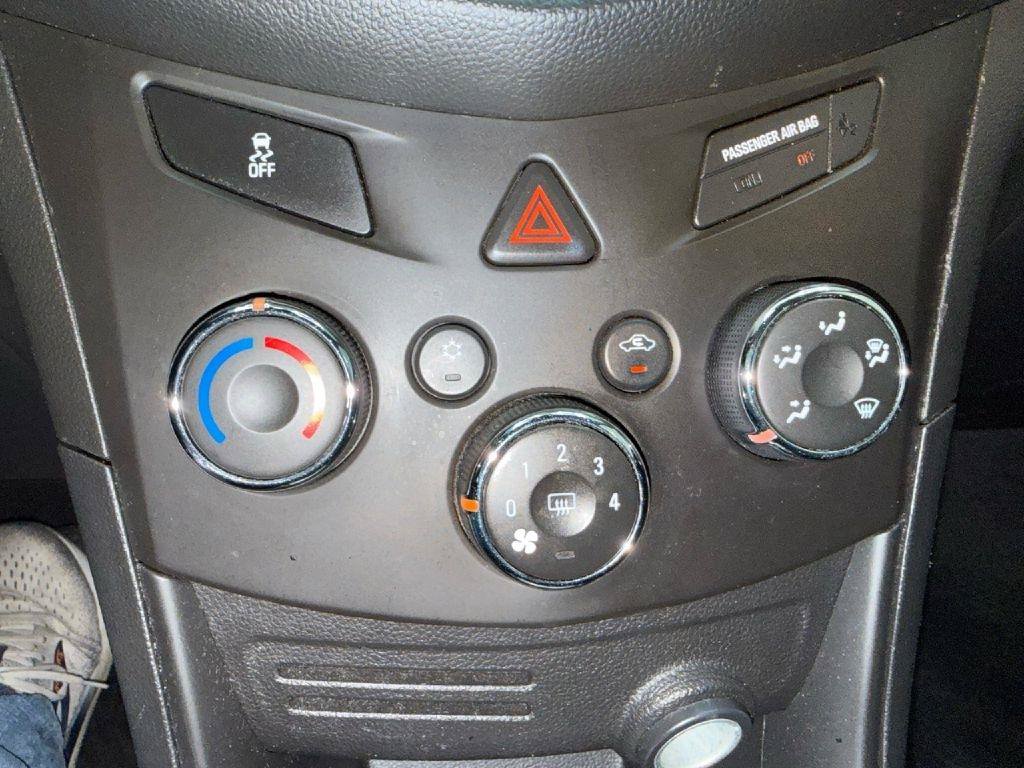 Used 2015 Chevrolet Trax LS w/ LPO, Protection Package AWD/4WD image 17