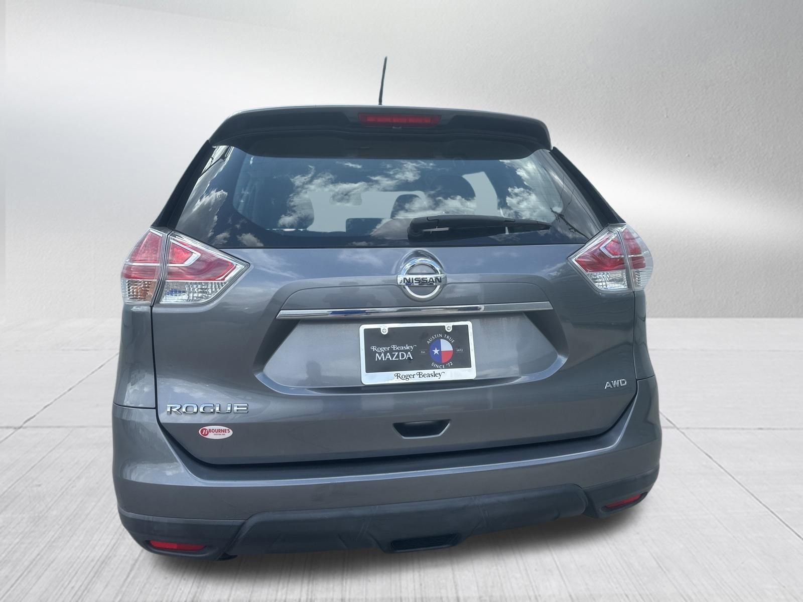 Used 2016 Nissan Rogue S image 8