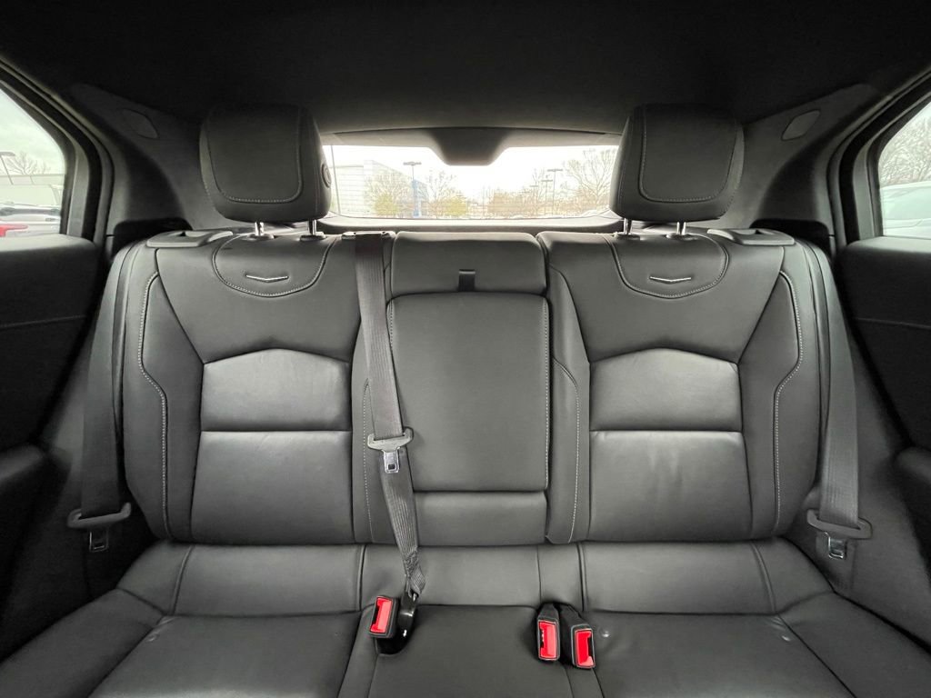 Used 2024 Cadillac XT4 Premium Luxury image 30