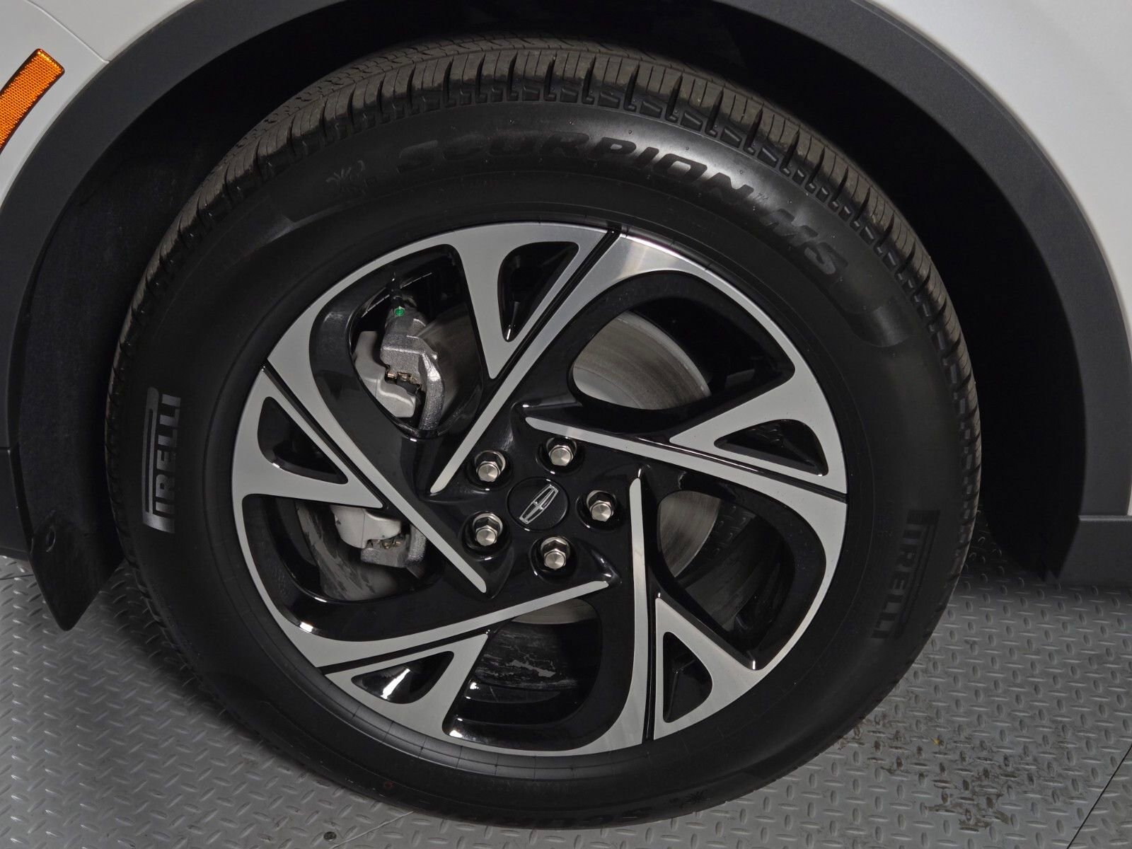 New 2026 Lincoln Nautilus Premier w/ Jet Appearance Package image 11