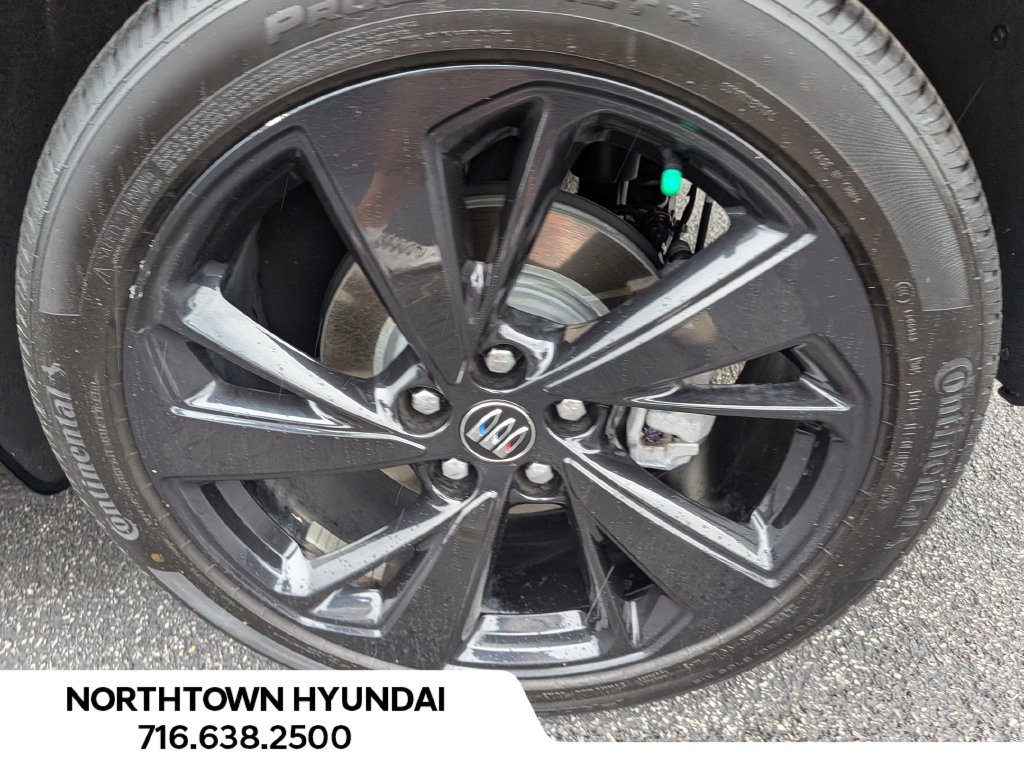 Used 2025 Buick Envision Sport Touring AWD/4WD image 38