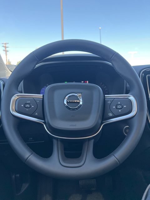 New 2026 Volvo XC40 B5 Core AWD/4WD image 11
