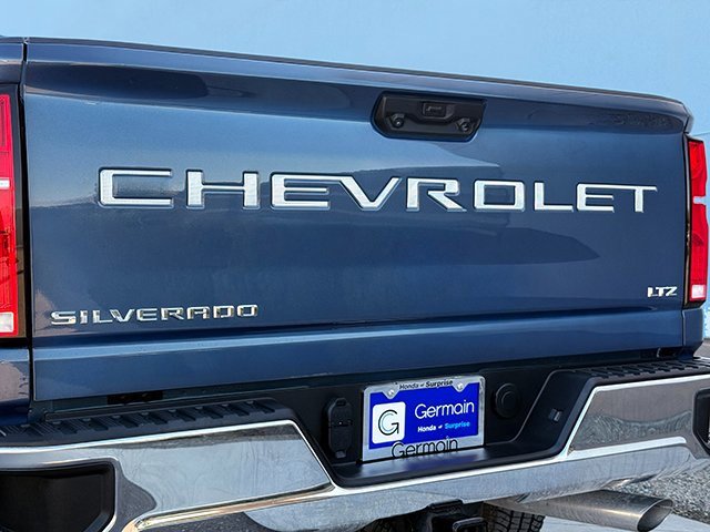 Used 2025 Chevrolet Silverado 2500 LTZ w/ LTZ Convenience Package image 30