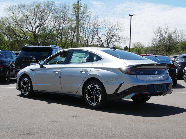 New 2026 Hyundai Sonata SEL AWD/4WD image 3