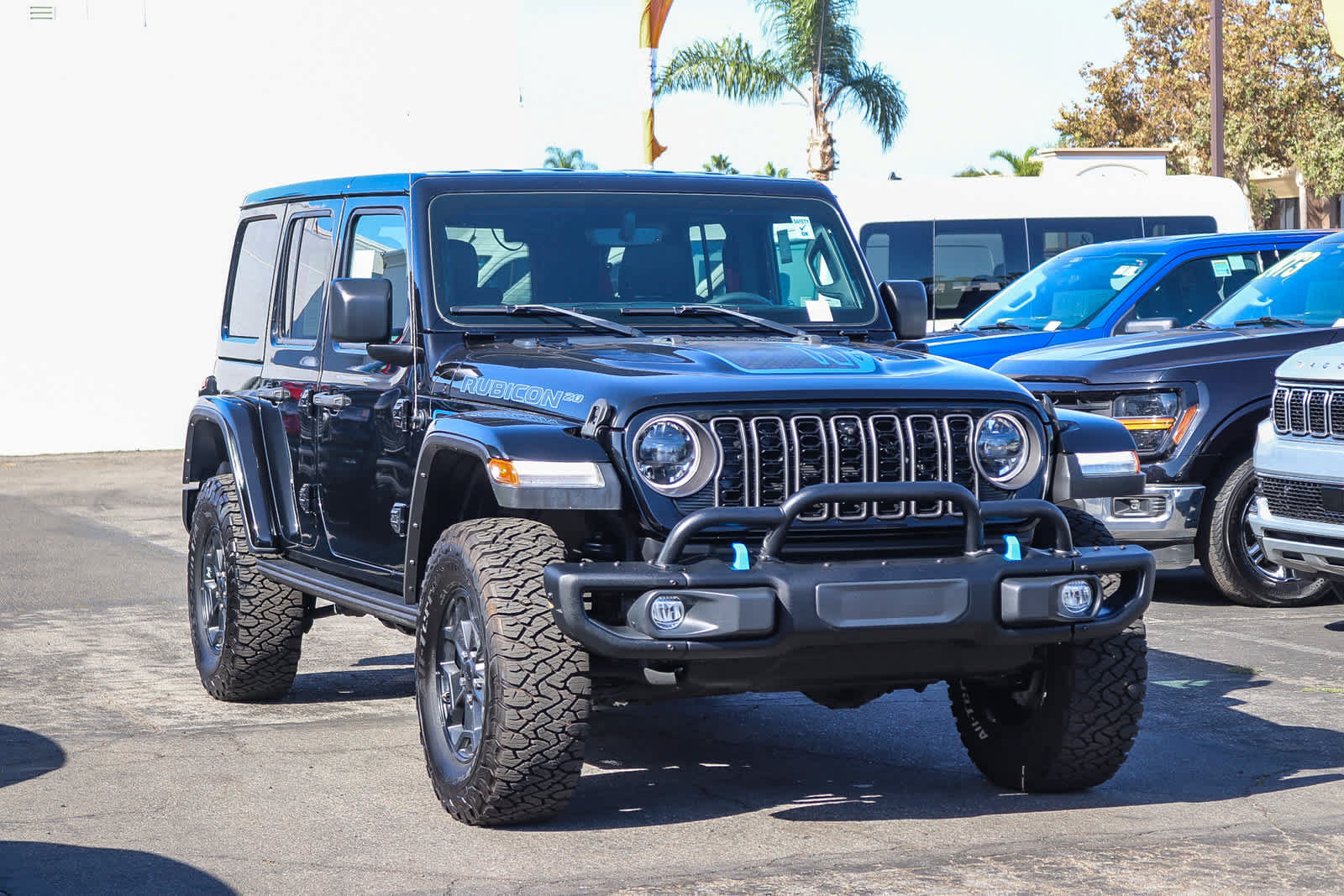 Used 2023 Jeep Wrangler Unlimited Rubicon 4xe AWD/4WD image 3