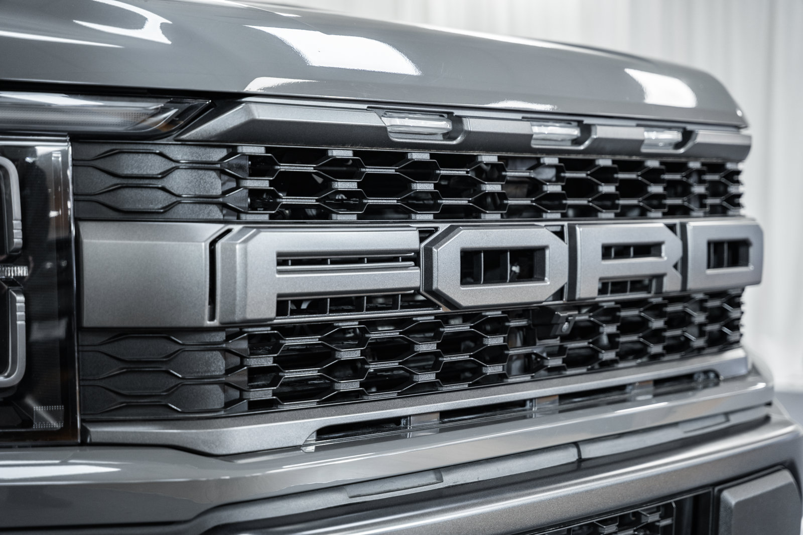 Used 2021 Ford F150 Raptor w/ Raptor 37 Performance Package AWD/4WD image 15