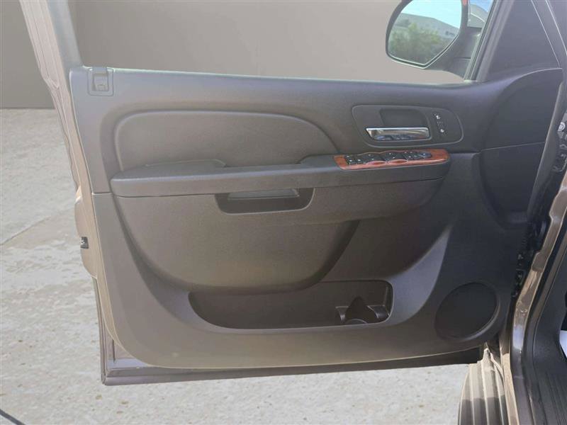 Used 2013 Chevrolet Tahoe LT w/ All-Star Edition AWD/4WD image 22