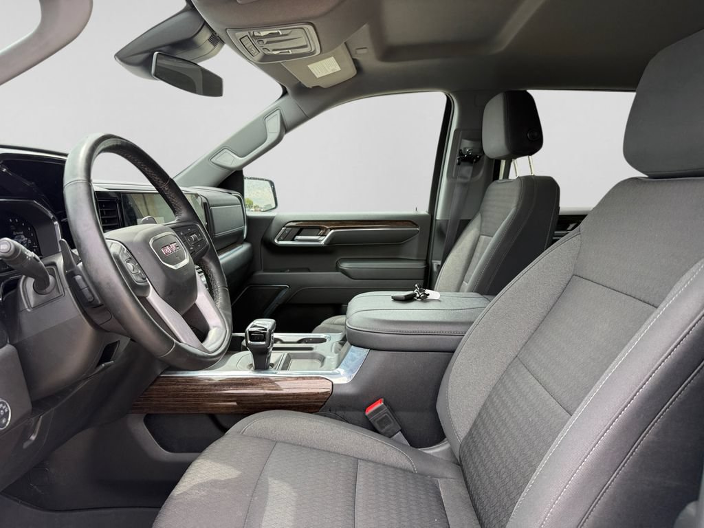 Used 2024 GMC Sierra 1500 Elevation w/ LPO, Elevation Black Package AWD/4WD image 20