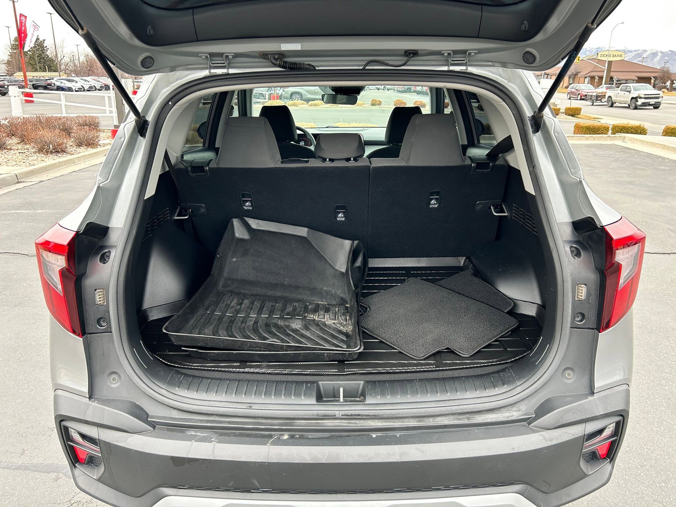 Used 2024 Kia Seltos LX image 24