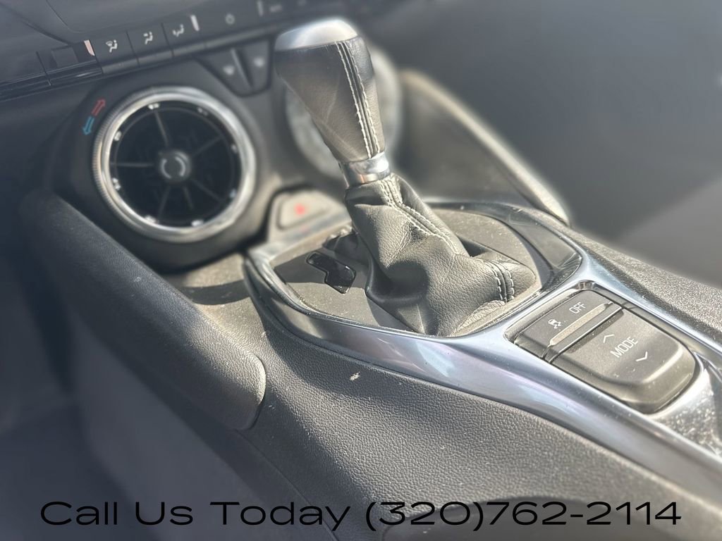 Used 2022 Chevrolet Camaro LT w/ RS Package image 6