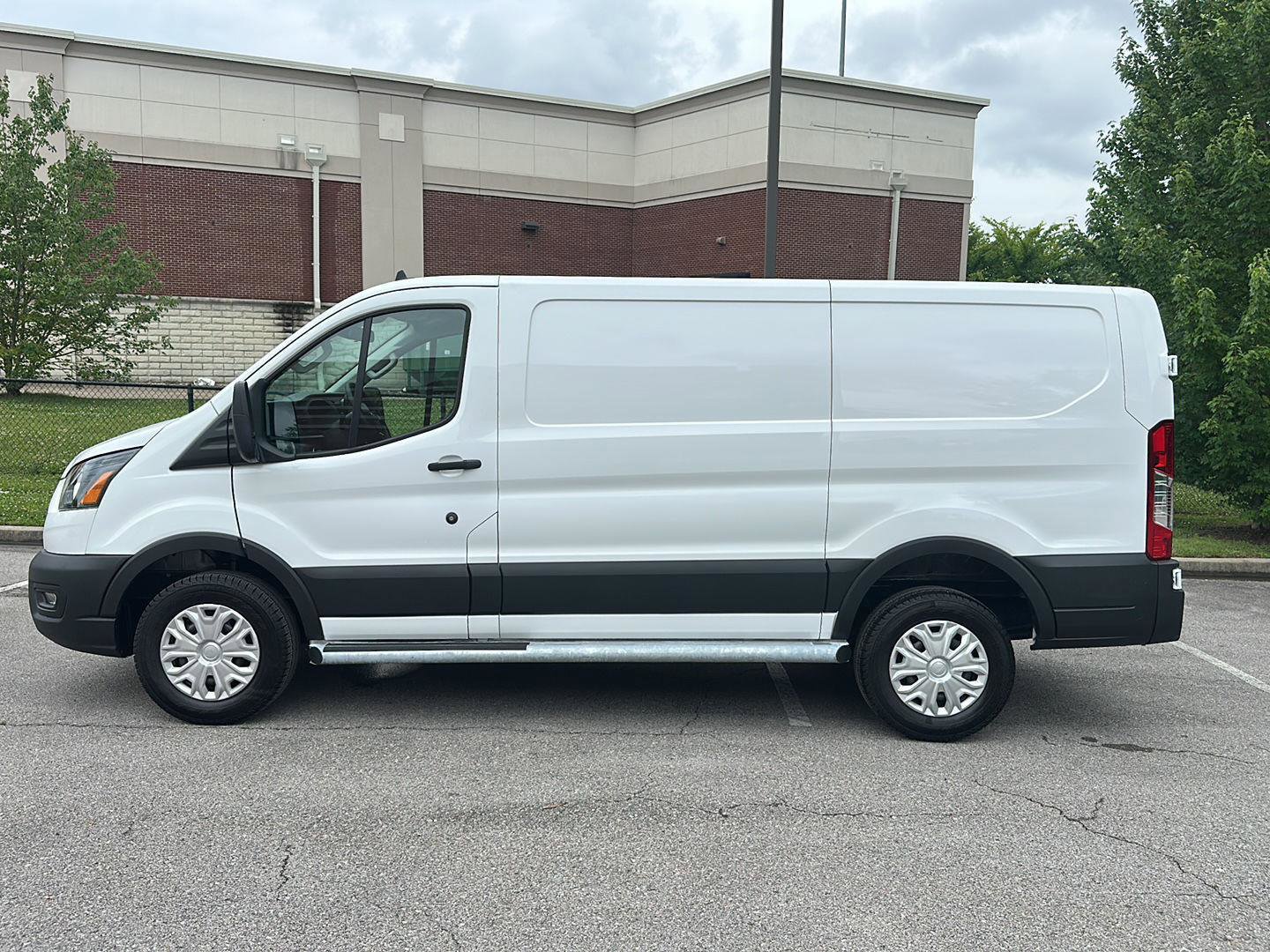 Certified 2025 Ford Transit 250 Low Roof w/ Exterior Upgrade Package RWD image 2