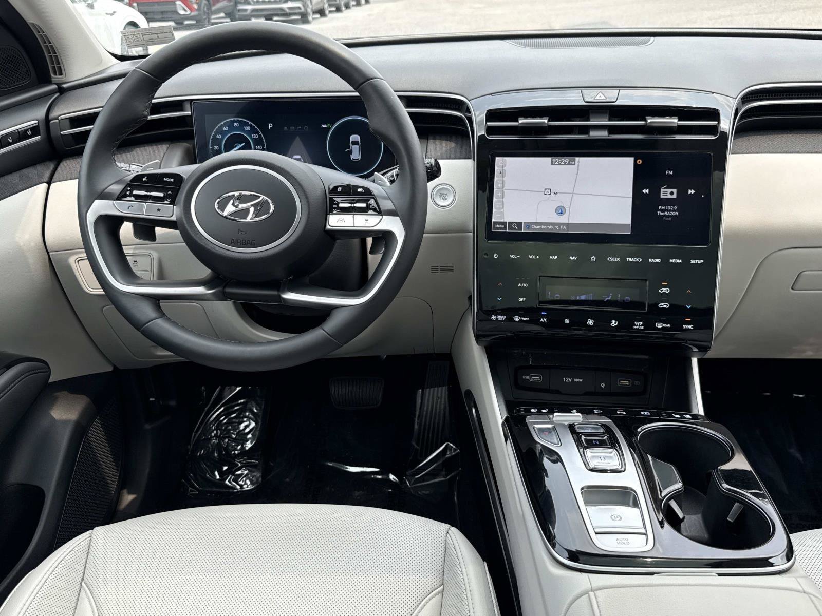 Certified 2024 Hyundai Tucson Limited AWD/4WD image 2