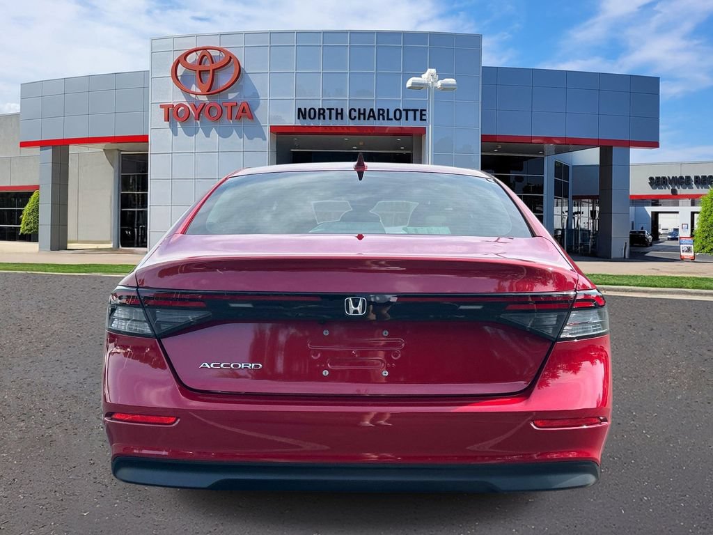 Used 2024 Honda Accord EX image 6