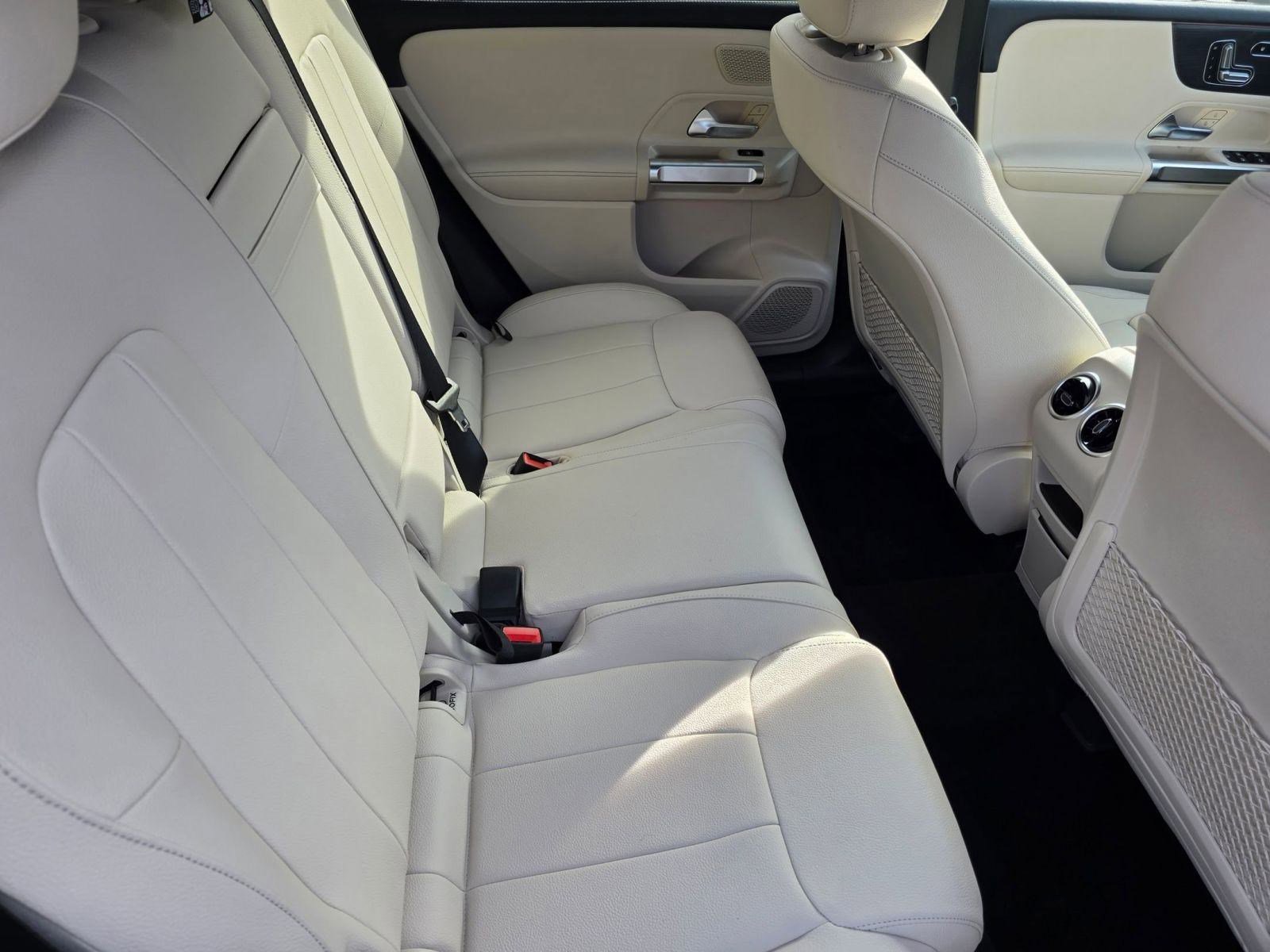 New 2026 Mercedes-Benz GLB 250 4MATIC image 22