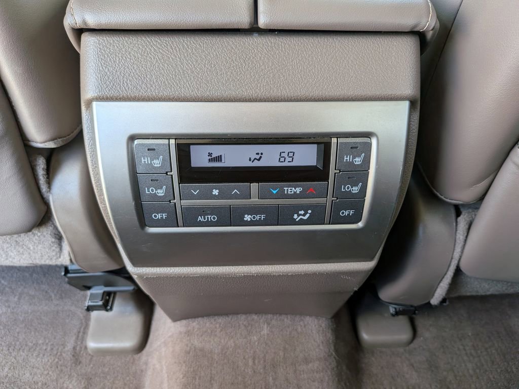Used 2018 Lexus GX 460 Premium w/ Premium Package image 26