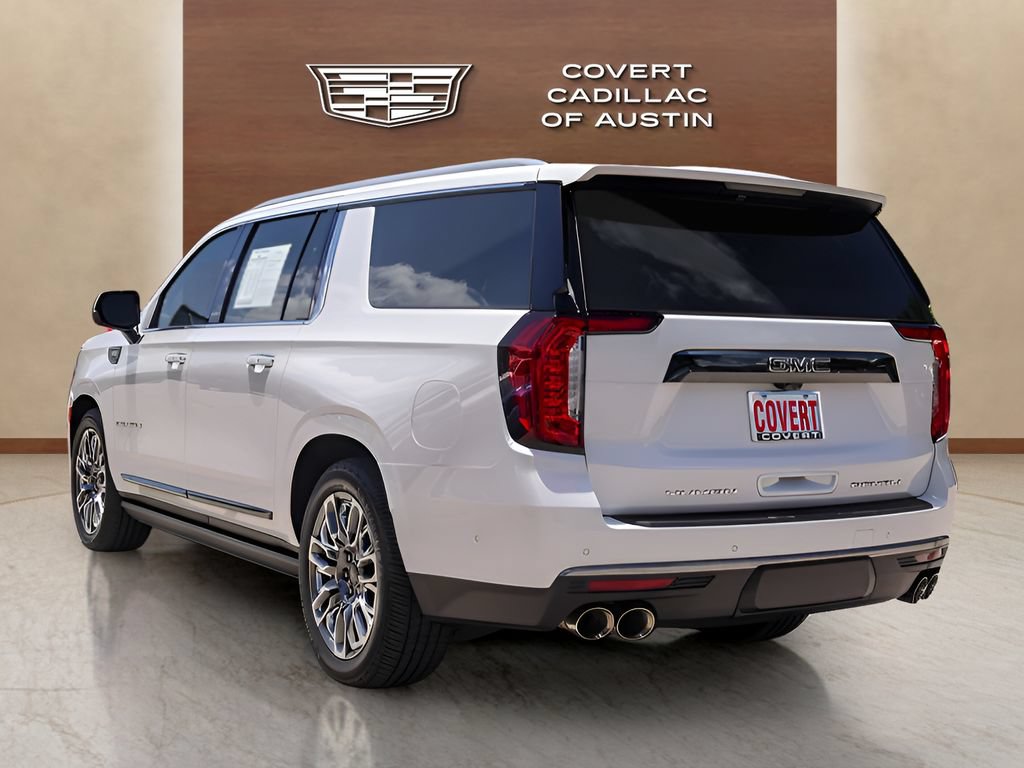 Used 2023 GMC Yukon XL Denali Ultimate AWD/4WD image 3