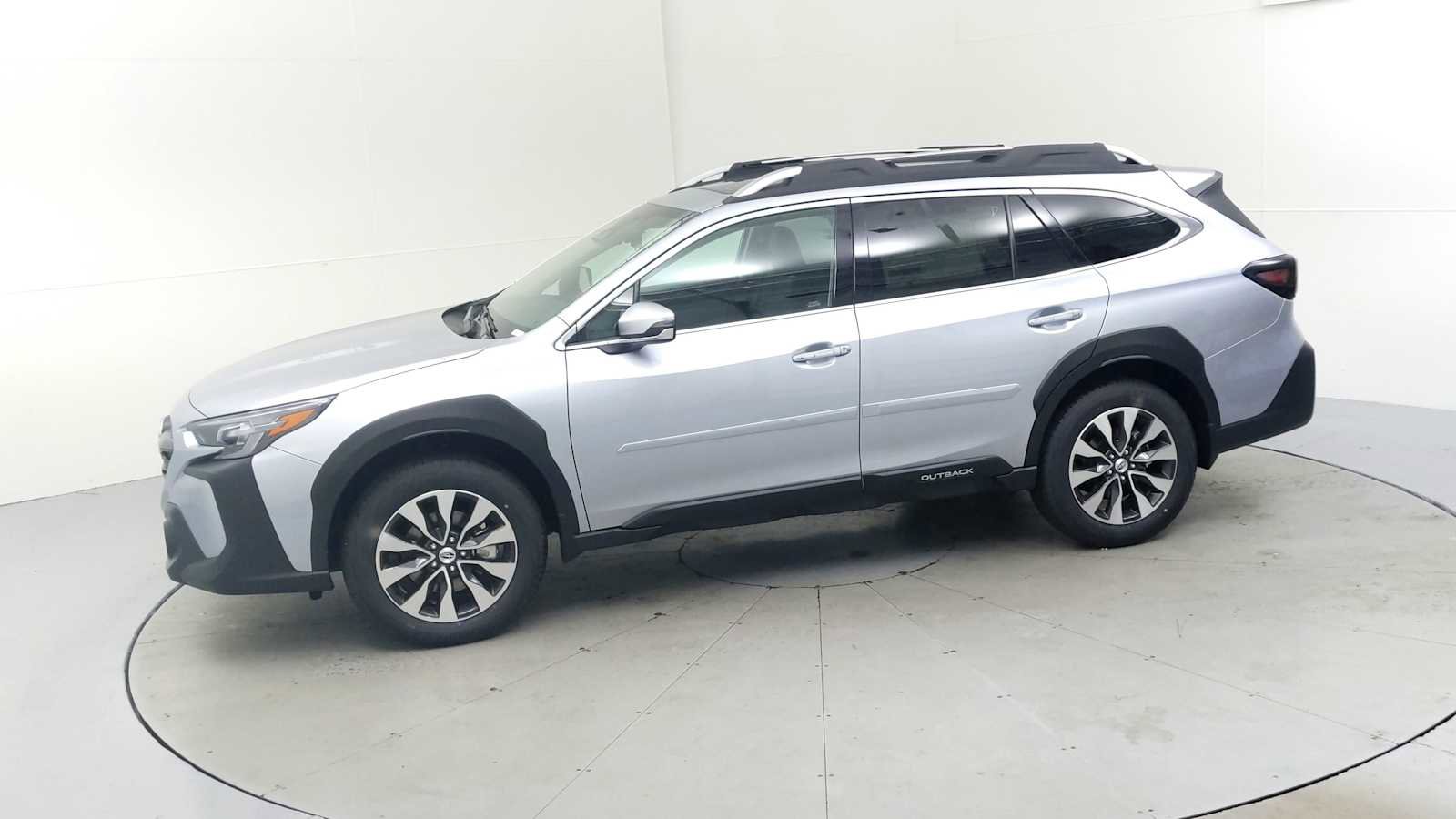 New 2025 Subaru Outback Touring image 5