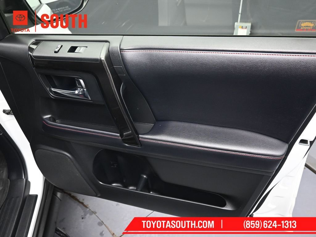 Used 2019 Toyota 4Runner TRD Off-Road Premium image 33