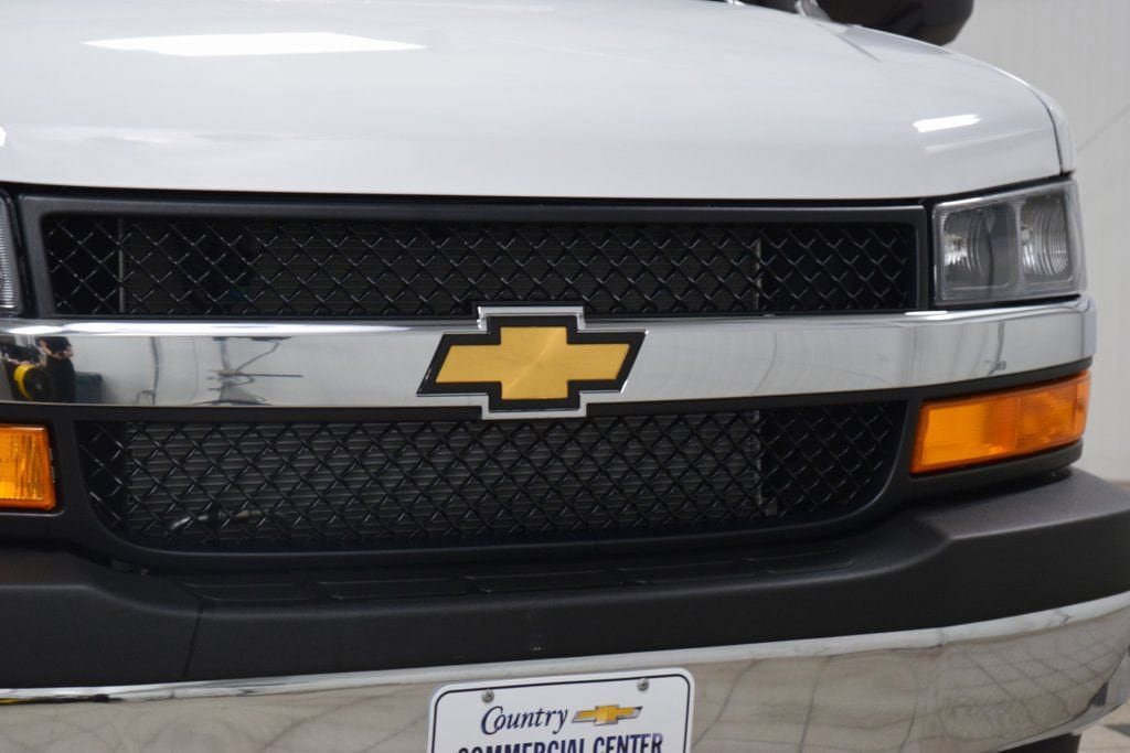 New 2026 Chevrolet Express 3500 w/ Power Convenience Package RWD image 5