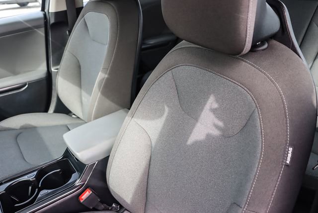 Used 2025 Kia K4 LXS image 27