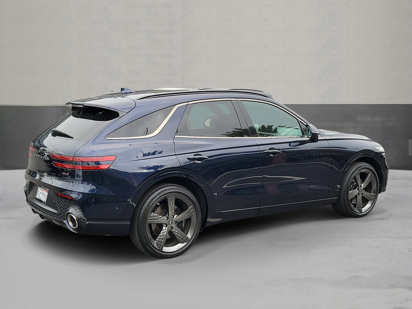 Certified 2023 Genesis GV70 2.5T w/ Sport Prestige Package AWD/4WD image 2