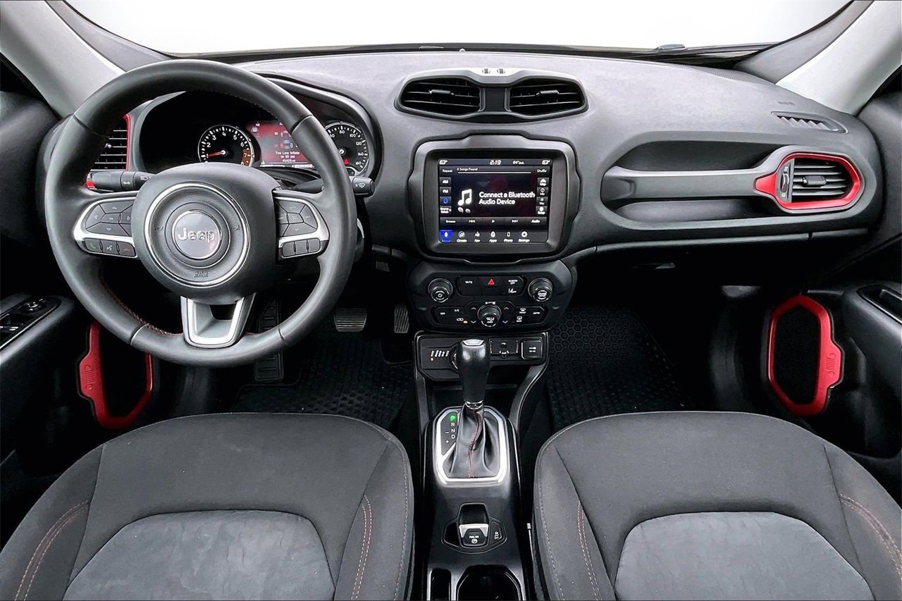 Certified 2023 Jeep Renegade Trailhawk image 14