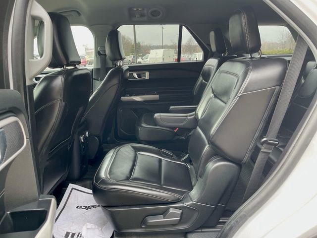 Used 2021 Ford Explorer XLT w/ Equipment Group 202A image 24