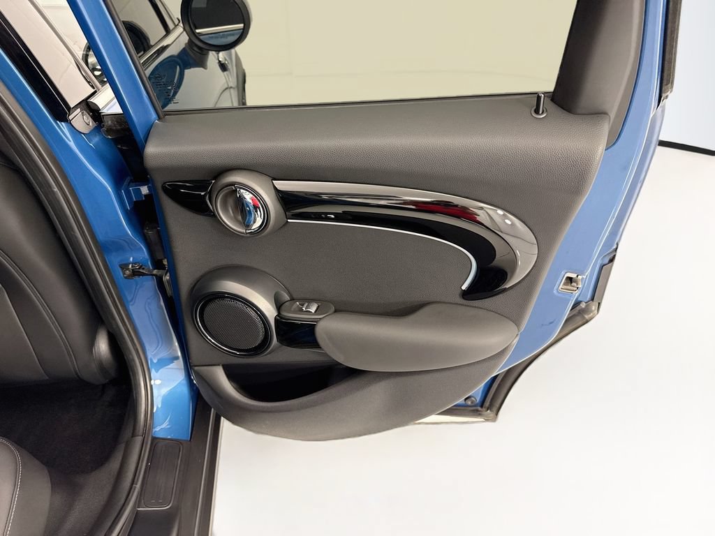 Certified 2023 MINI Cooper S FWD image 30