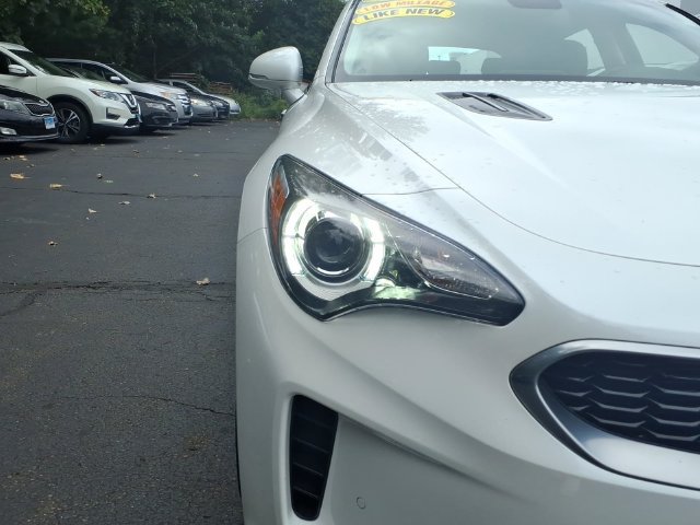 Used 2018 Kia Stinger RWD image 11
