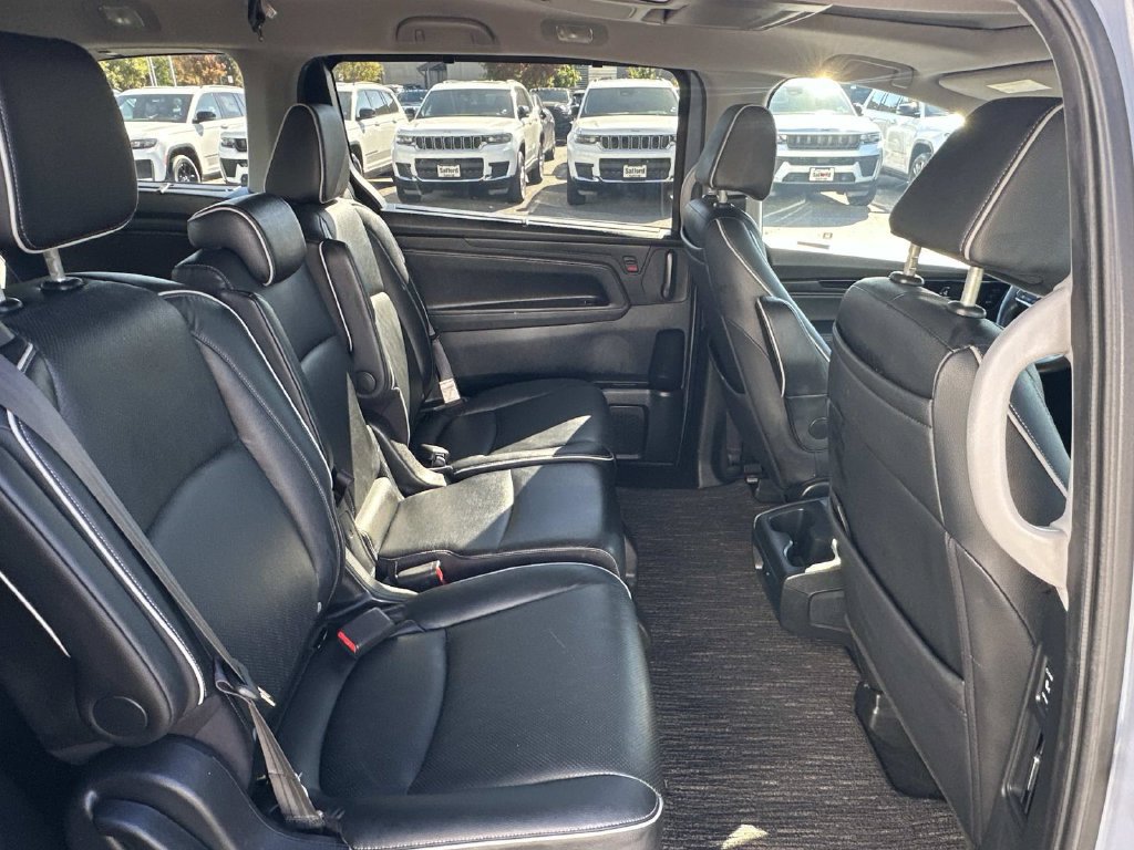 Used 2023 Honda Odyssey Elite image 10