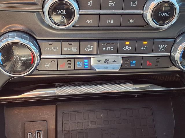 Used 2022 Ford F150 Platinum w/ Equipment Group 701A High image 22