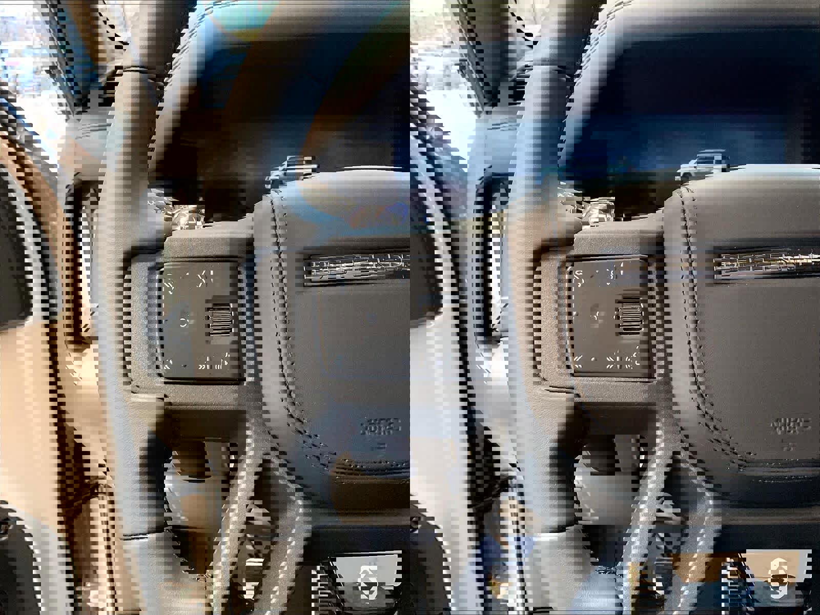 New 2026 Land Rover Defender 110 OCTA image 17