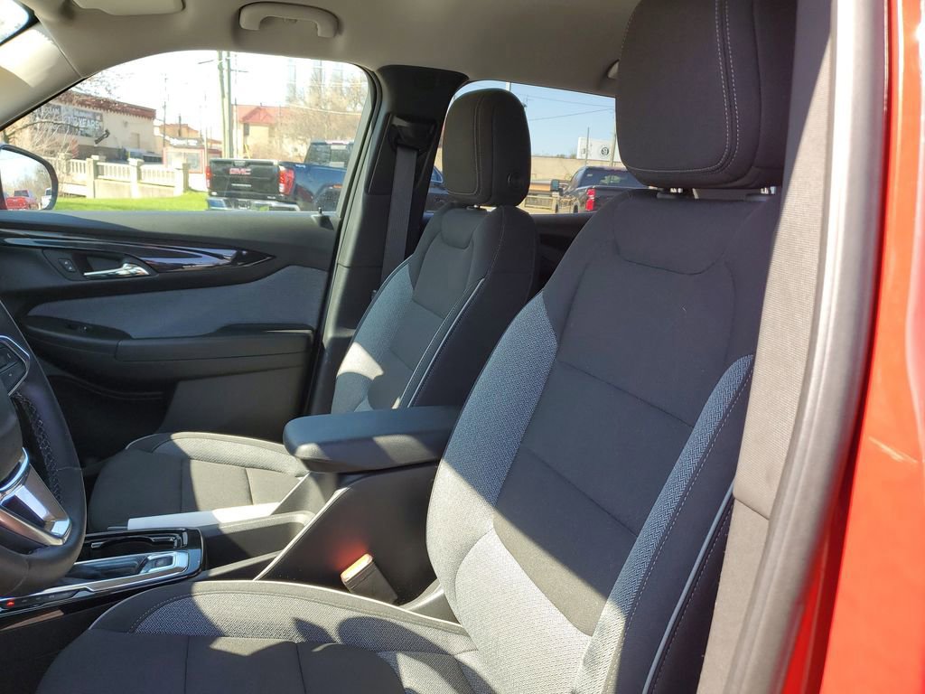 Used 2026 Chevrolet TrailBlazer LT w/ LT Cold Weather Package image 12