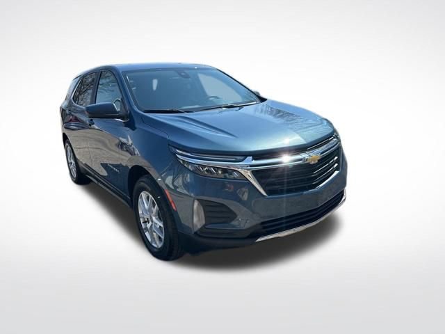 Used 2024 Chevrolet Equinox LT w/ LPO, Floor Liner Package image 8