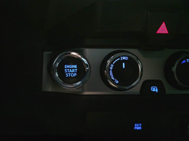 Used 2023 Toyota Tacoma SR5 AWD/4WD image 26