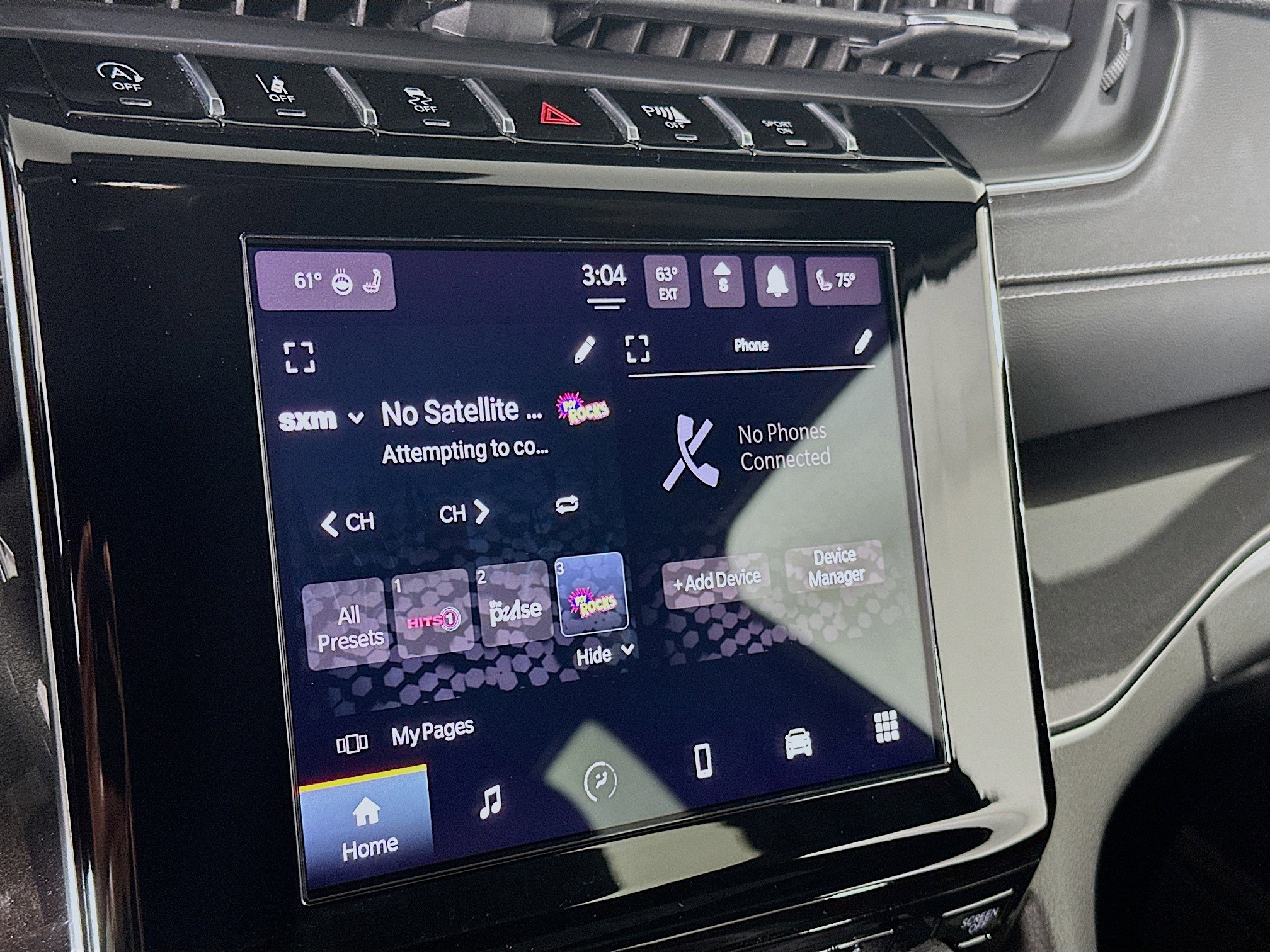 Used 2023 Jeep Grand Cherokee Altitude image 21