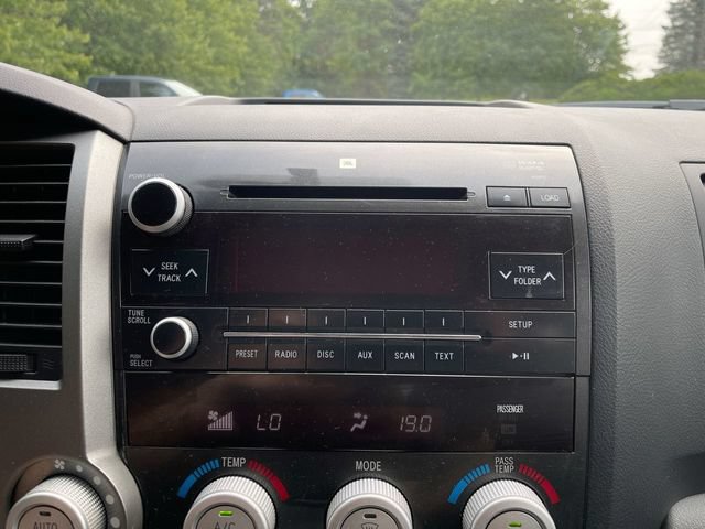 Used 2013 Toyota Tundra Limited w/ Memory Pkg AWD/4WD image 14